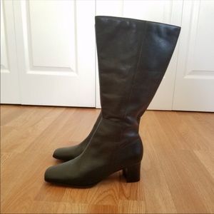 Naturalizer black leather boots size 8 1/2